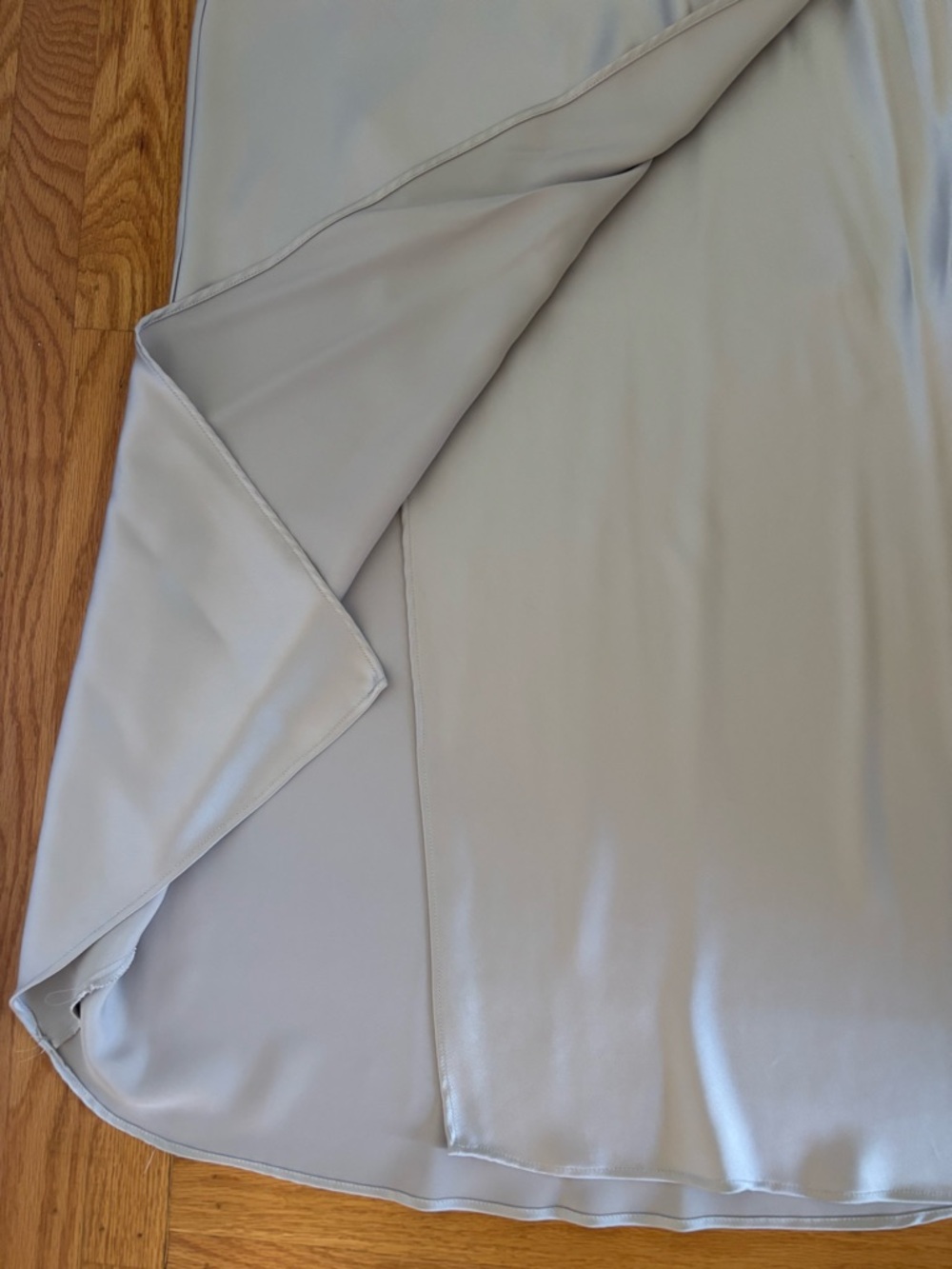 Zara Satin Light Gray Twist Detail Skirt in size Large - Picture 3 of 4